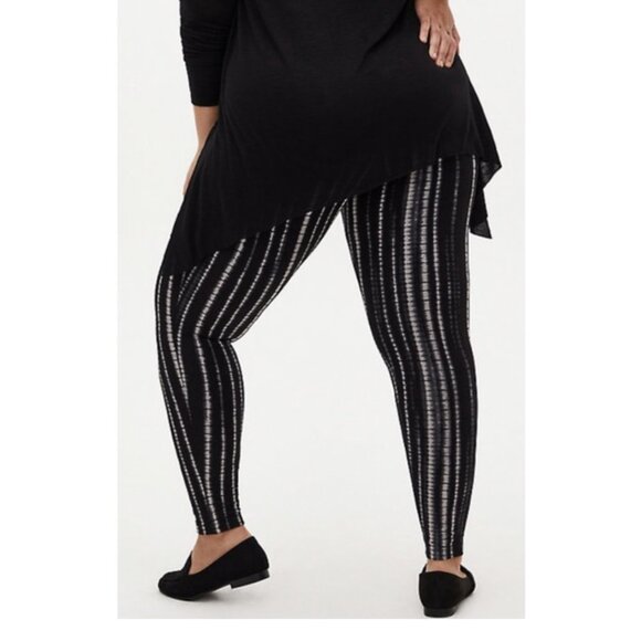 Torrid - Bamboo Stripe Premium Legging - Picture 2 of 5